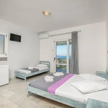 Tasos 3*