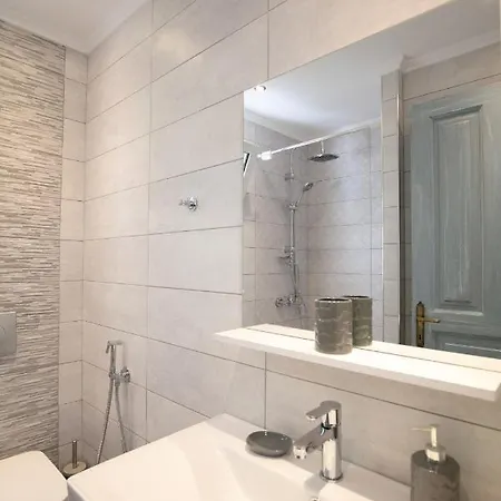 Tasos Lägenhetshotell