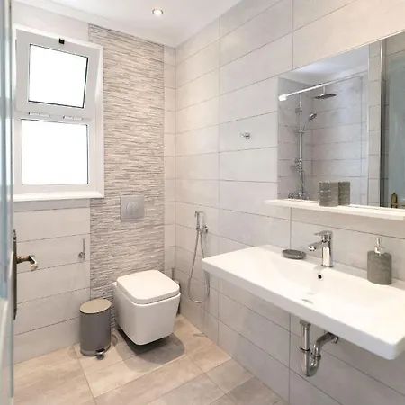 Tasos Lägenhetshotell 3*