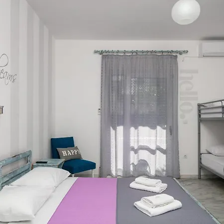 Tasos Lägenhetshotell 3*