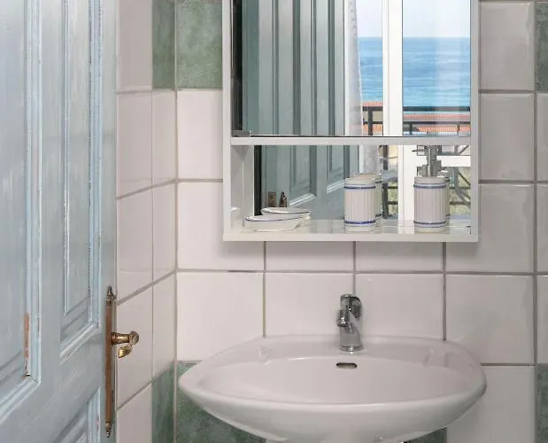 Tasos Apart-hotel 3*